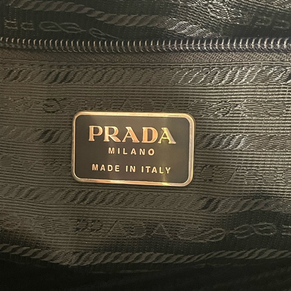 Prada Bag Leather Tote Bag Vitello Smalto 13" Made in Italy Luxury Prada - Picture 6 of 17